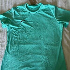 Mint/Teal Nike Dri-fit training shirt
